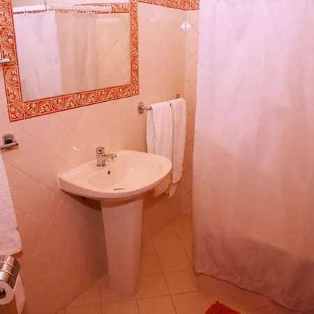 Casa Hortenses By Portugalferias Bed & Breakfast